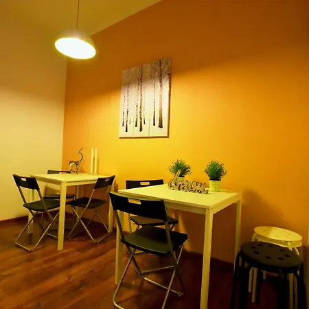 Swidnicka Hostel *